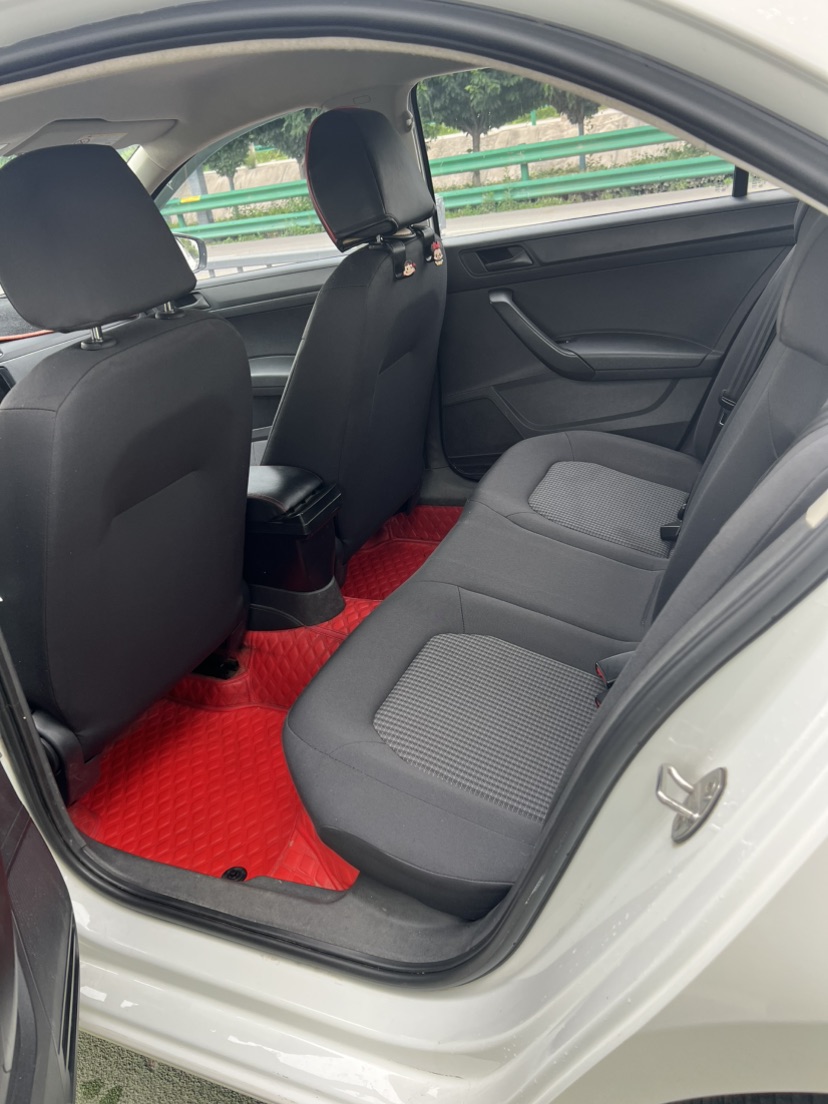 Volkswagen Santana 2021 car image #6