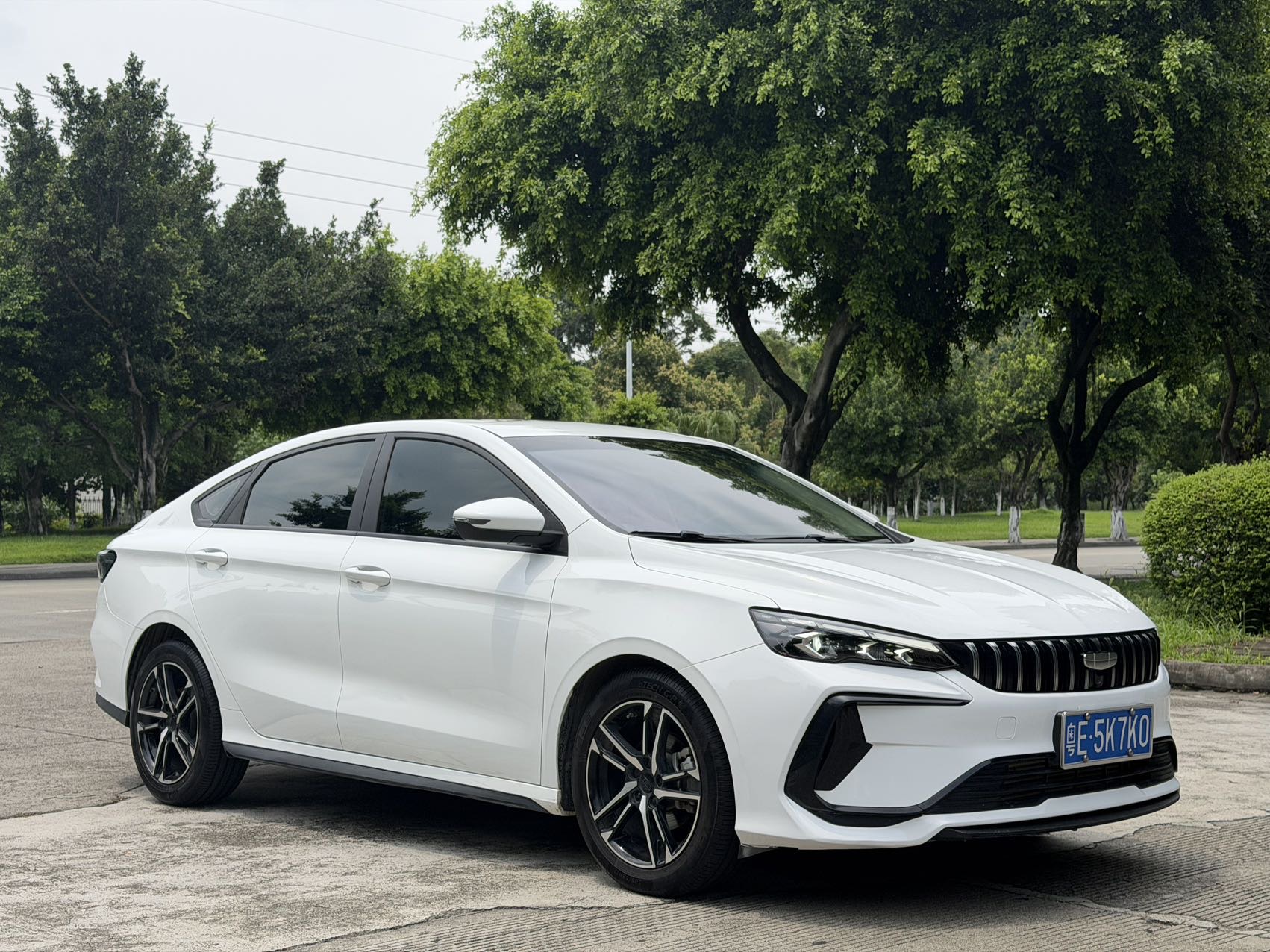 GEELY Binray 2024 #3 GEELY Binray 2024 car image #3