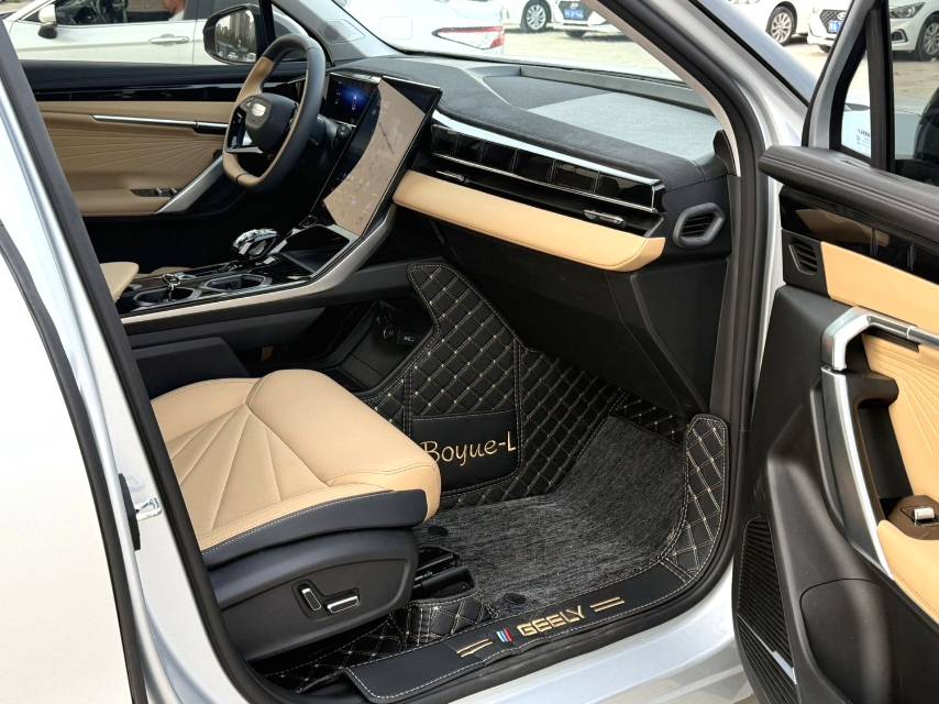 GEELY Boyue L 2023 car image #6