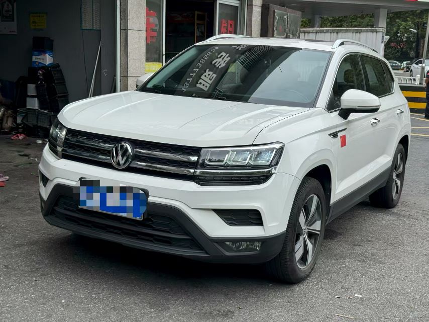 Volkswagen Tharu 2019 car image 