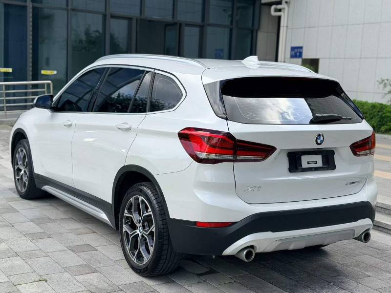 BMW X1 2022 car image #8