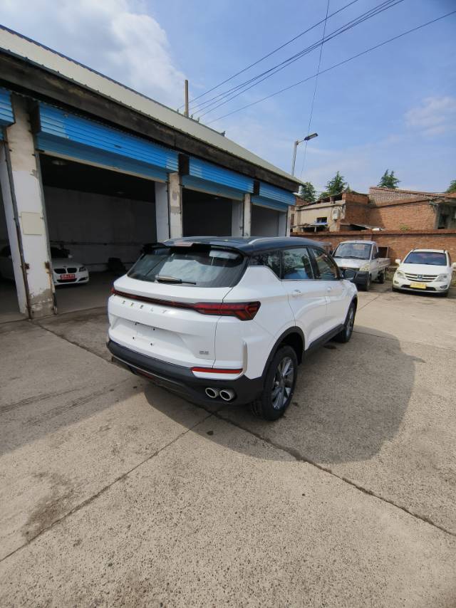 GEELY Coolray 2026 #4 GEELY Coolray 2026 car image #4
