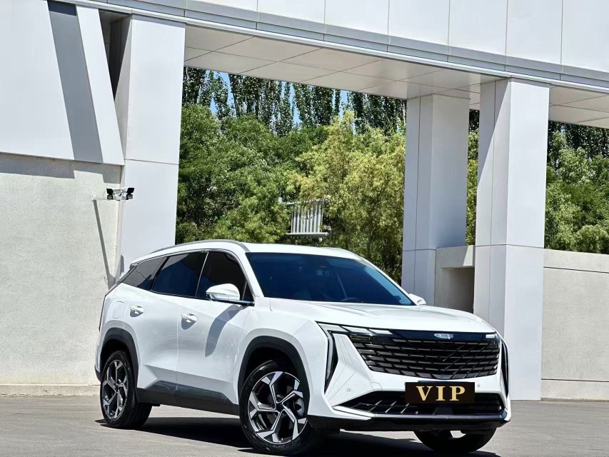 GEELY Boyue L 2023 car image #3