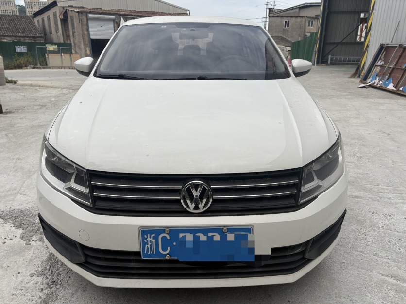 Volkswagen Santana 2019 car image #2
