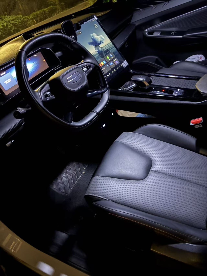 GEELY Boyue 2024 car image #6