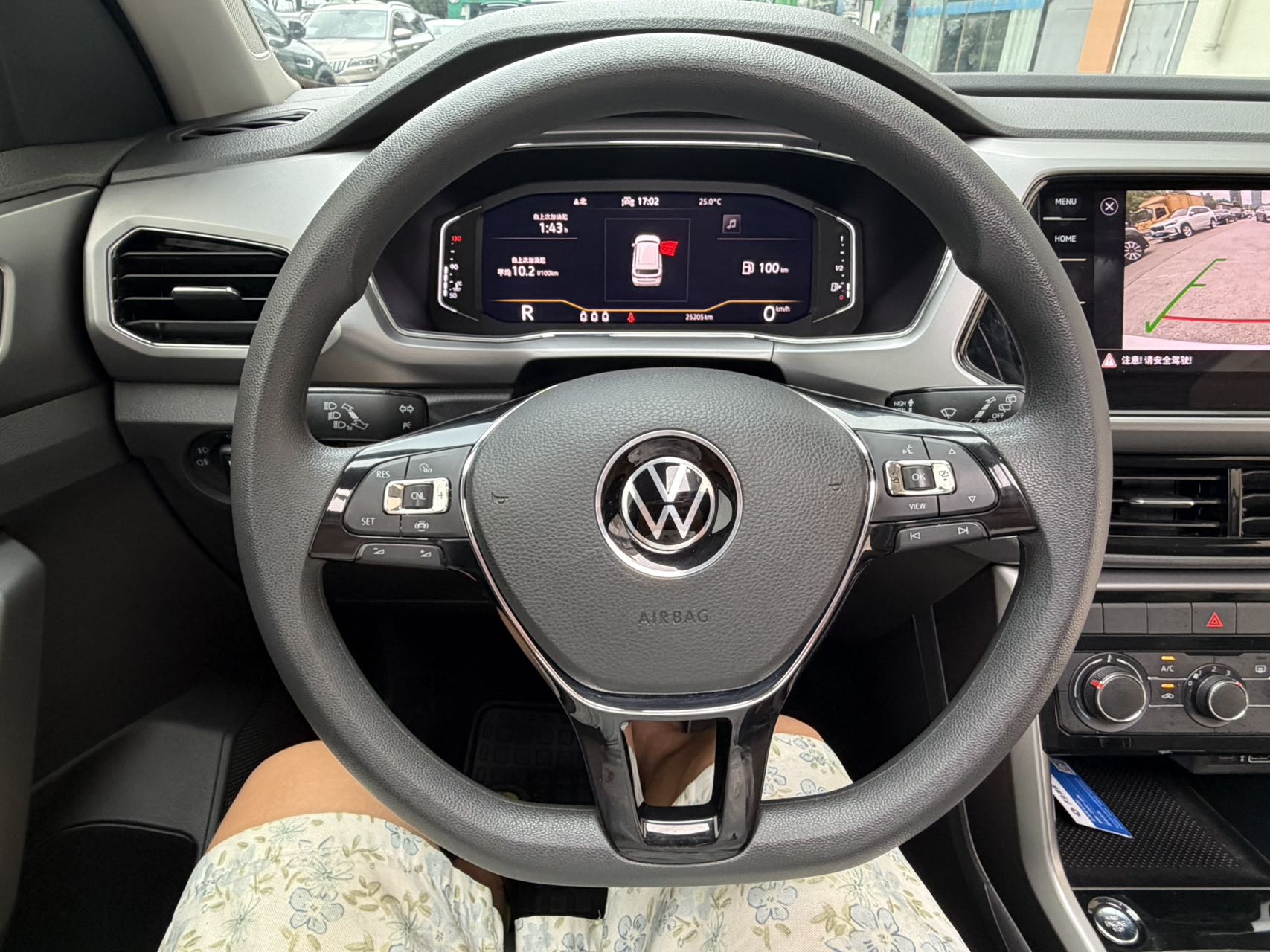 Volkswagen T-Cross 2021 car image #10