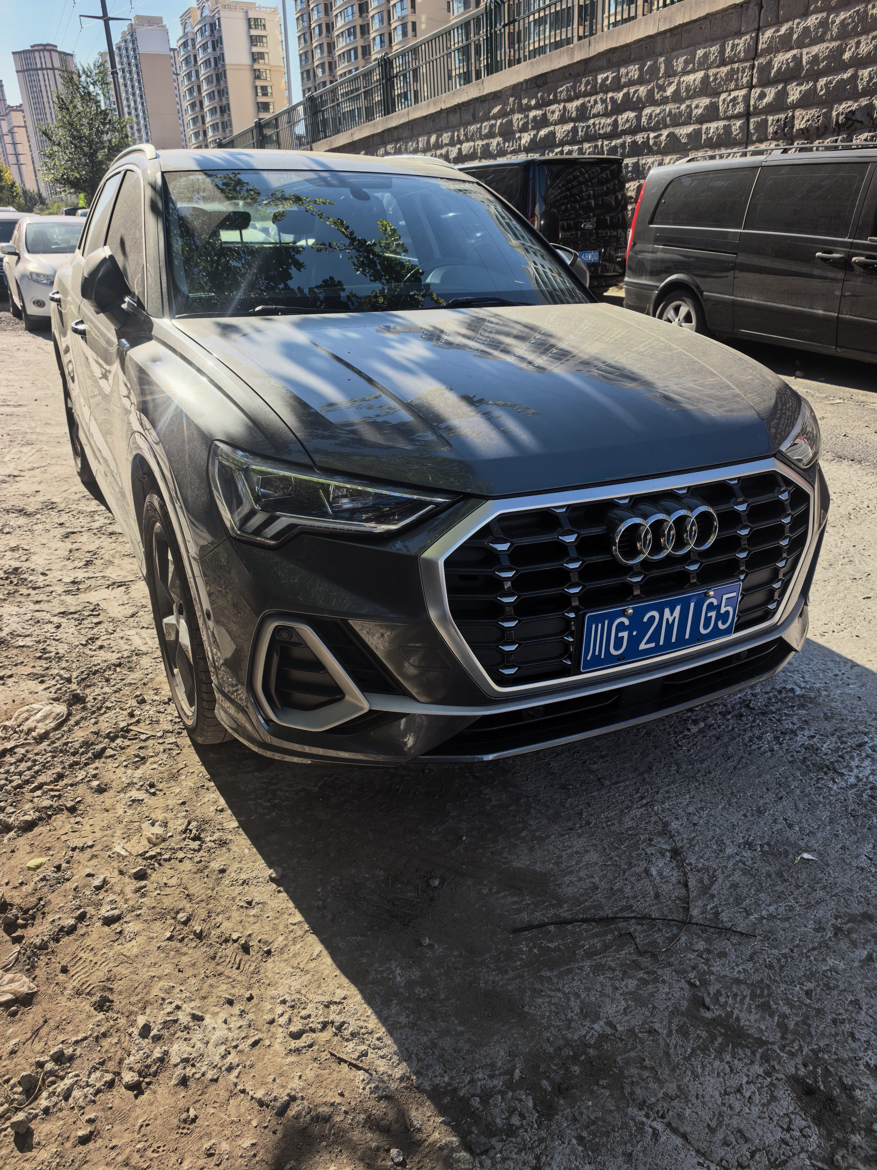 Audi Q3 2021 car image #3