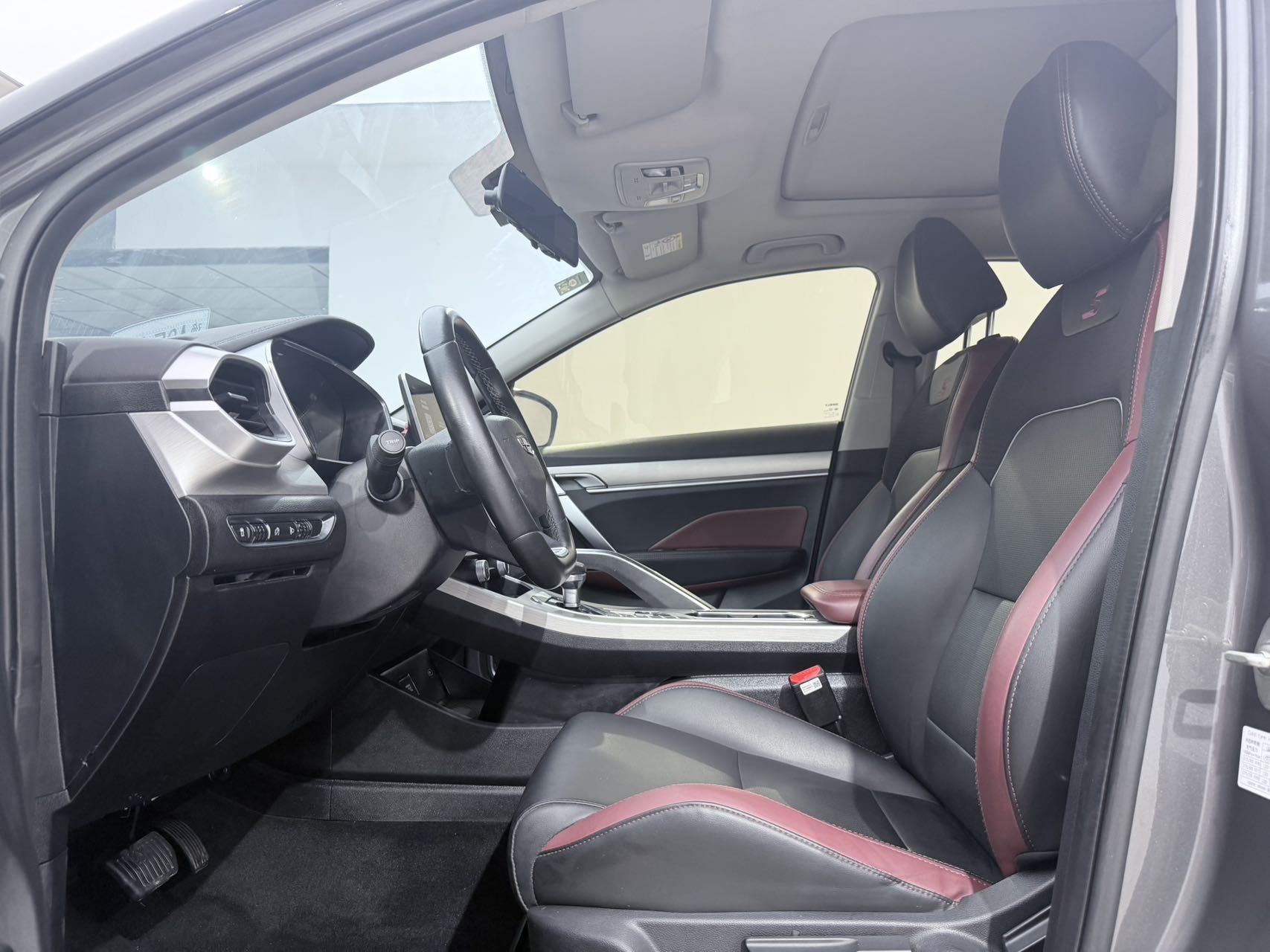 GEELY Coolray 2022 #7 GEELY Coolray 2022 car image #7