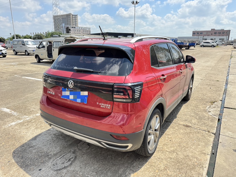Volkswagen T-Cross 2020 car image #6