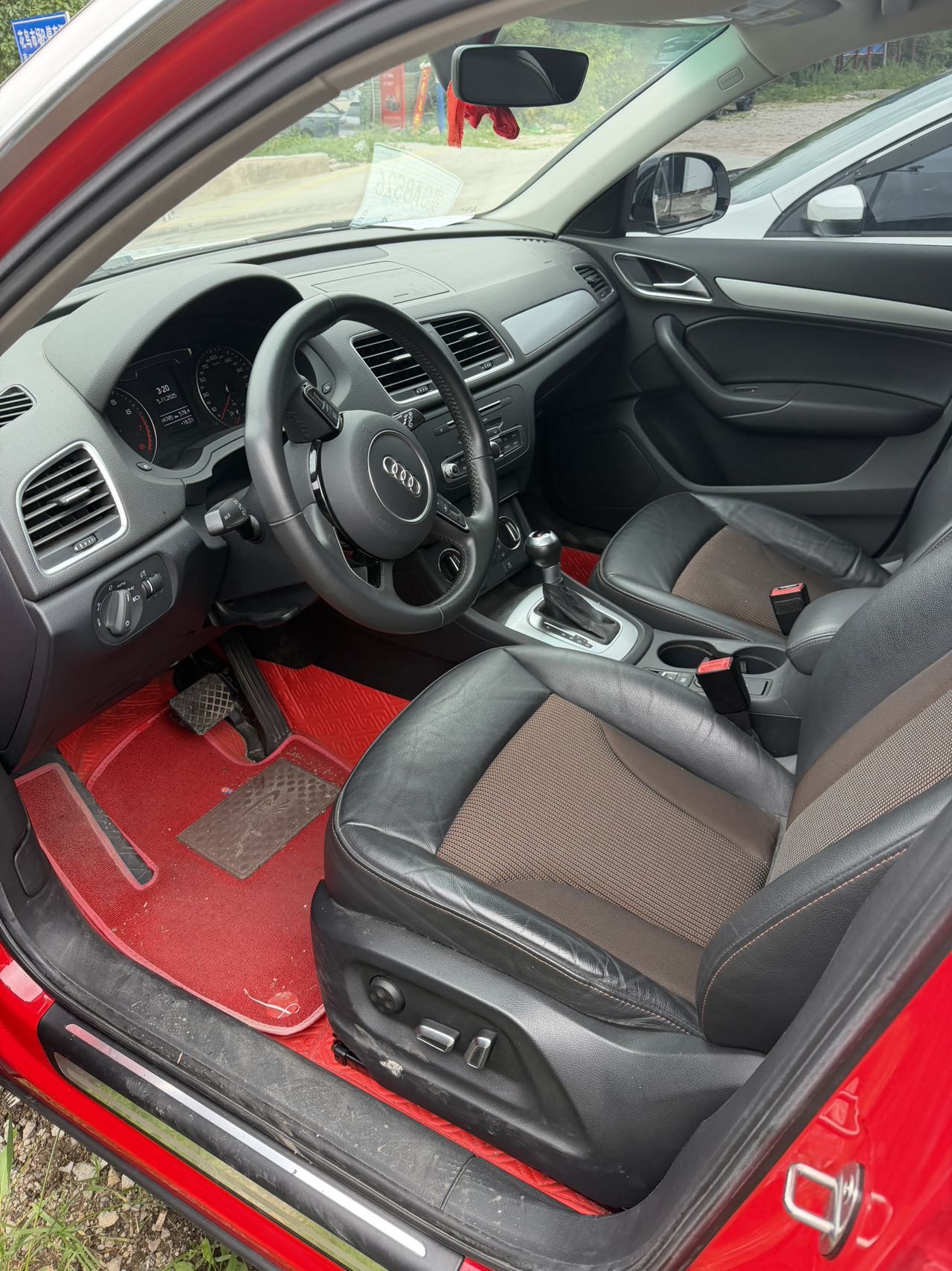 Audi Q3 2019 #6 Audi Q3 2019 car image #6