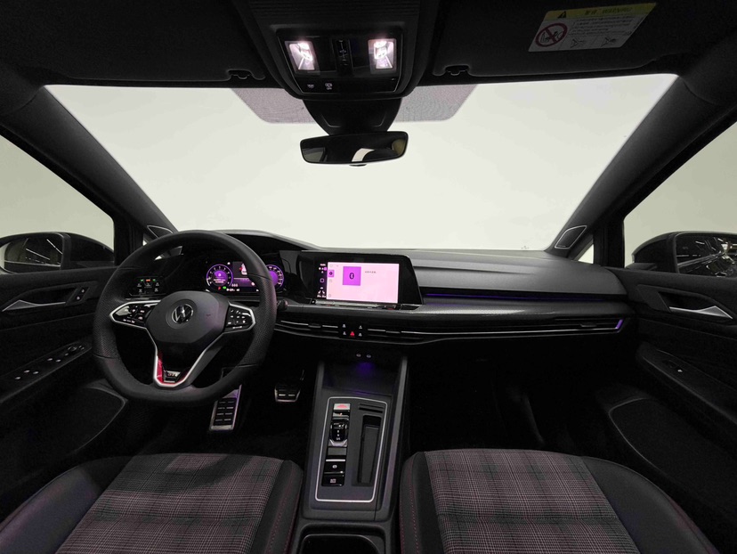 Volkswagen GolfGTI 2024 immagine di auto #6