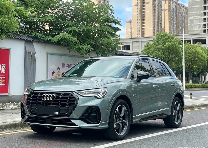 Audi Q3 2023 Audi Q3 2023 car image