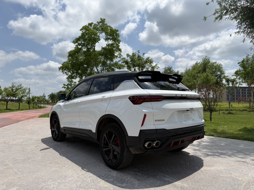 GEELY Coolray 2023 #4 GEELY Coolray 2023 imagem de carro #4