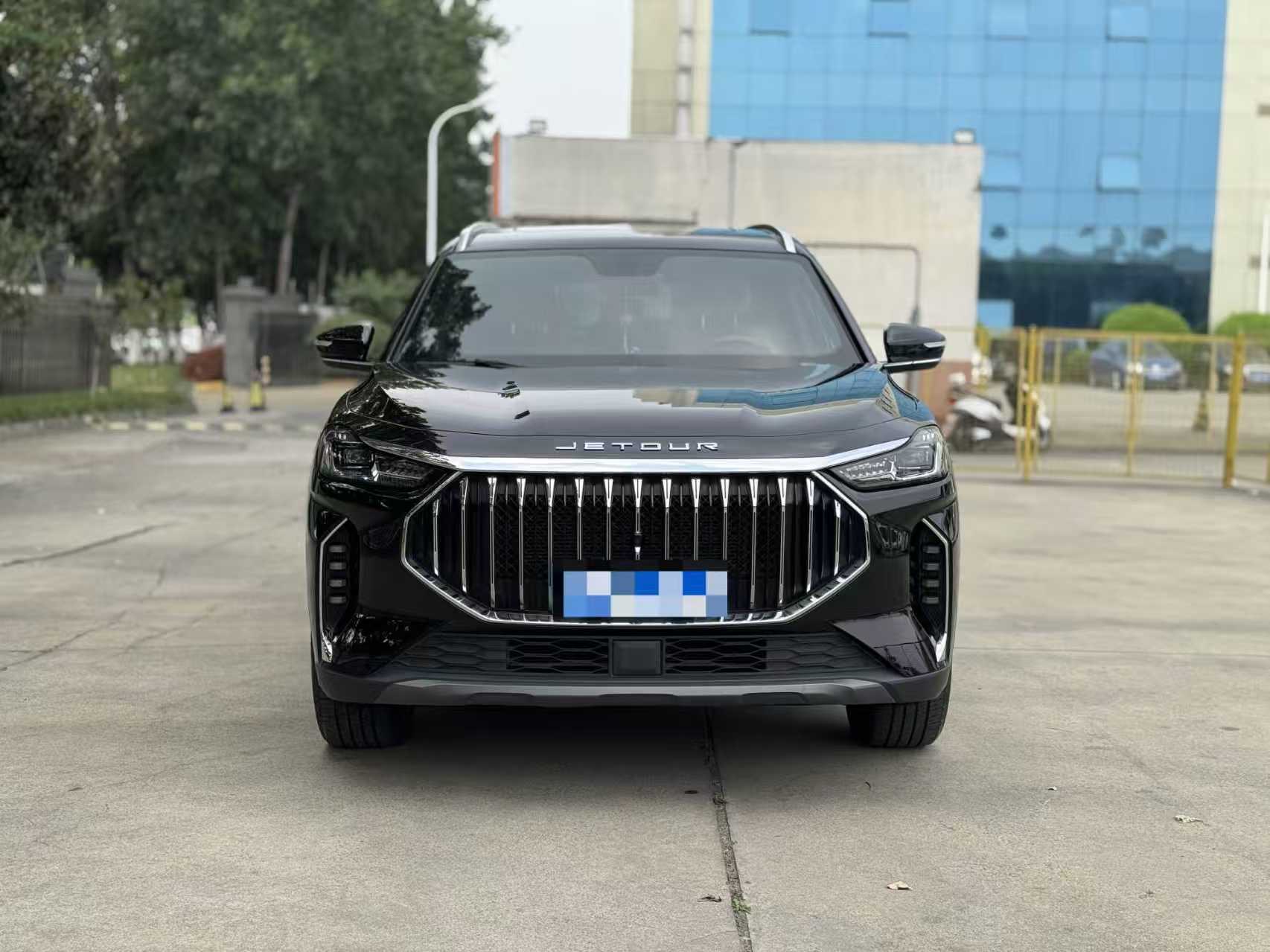 Jetour X70 PLUS 2024 car image #2