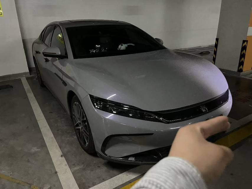BYD Han 2025 car image #2