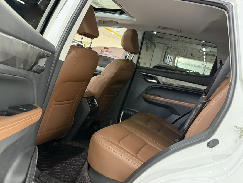 GEELY Vision X6 2023 car image #5