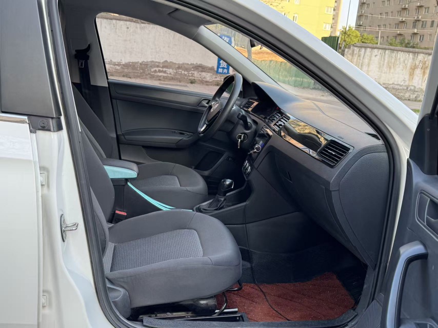 Volkswagen Santana 2023 car image #6