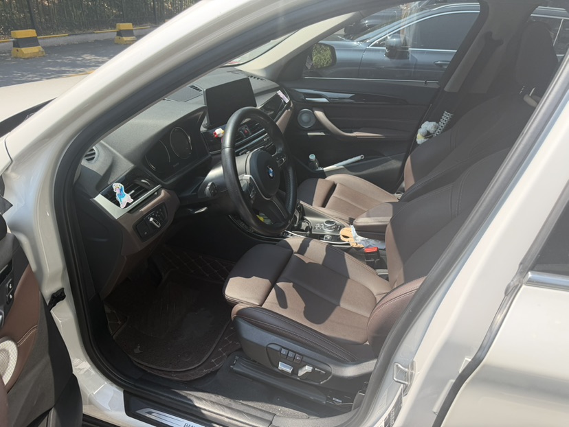 BMW X1 2021 car image #3