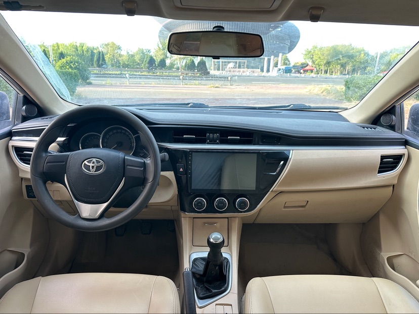 Toyota Corolla 2015 car image #9