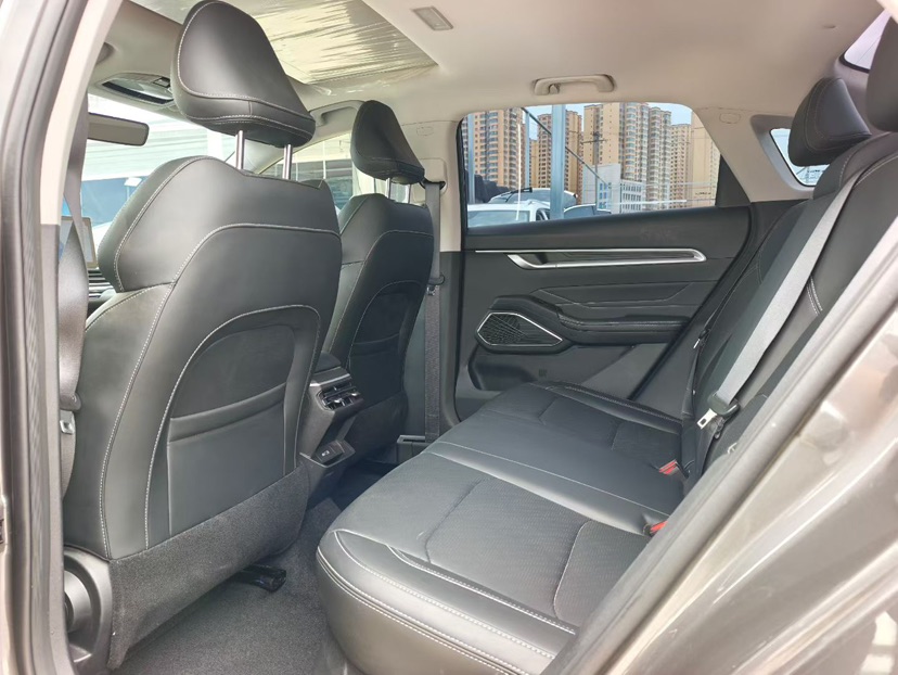 GEELY Emgrand 2024 car image #3