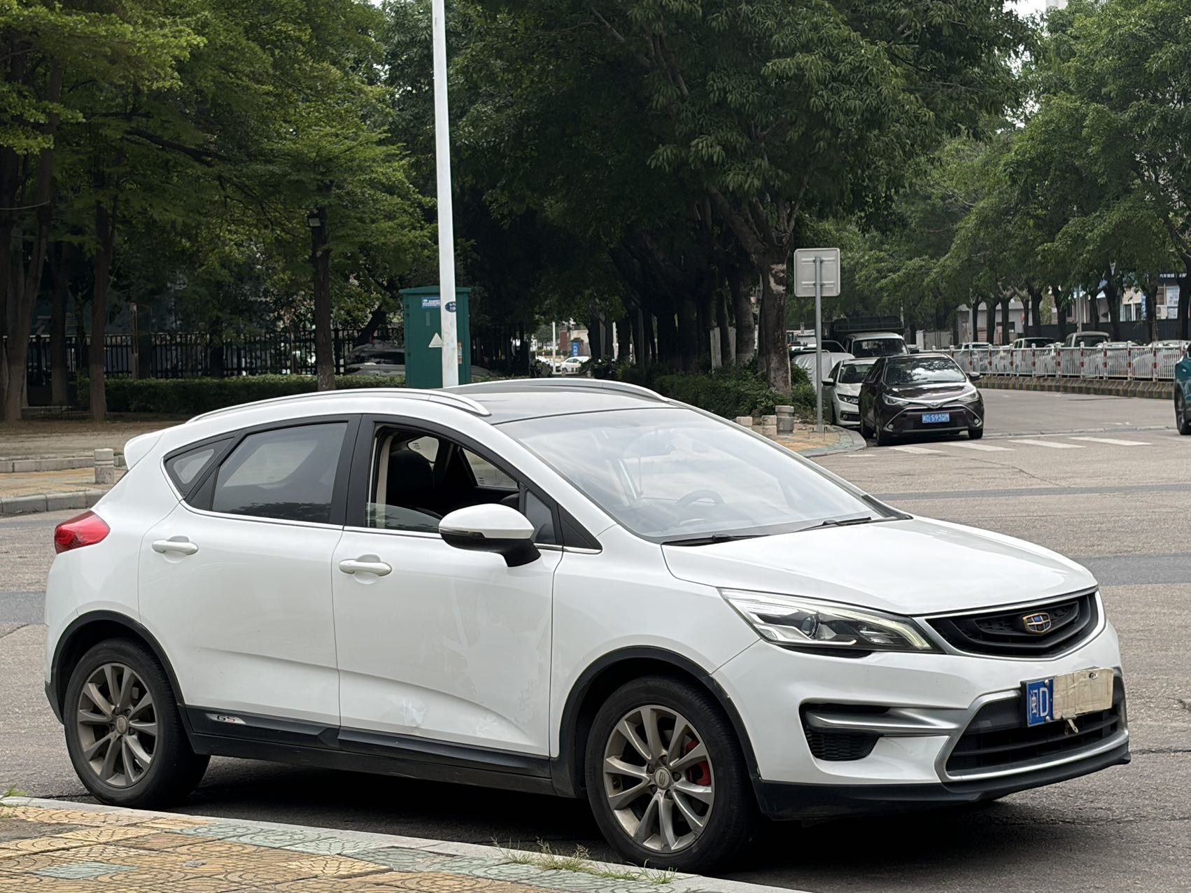 GEELY Emgrand GS 2018 #3 GEELY Emgrand GS 2018 car image #3