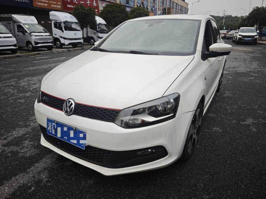 Volkswagen Polo 2014 Volkswagen Polo 2014 car image