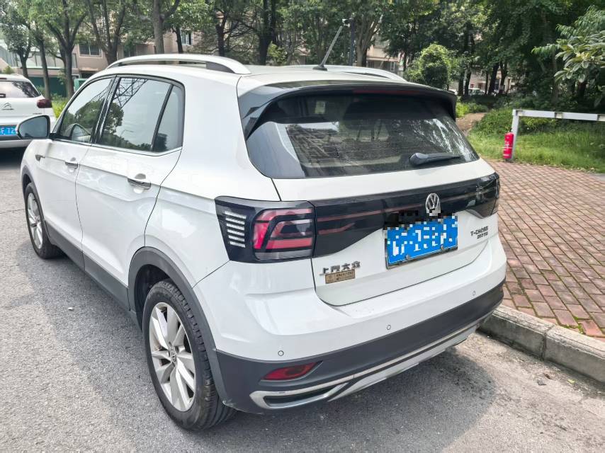 Volkswagen T-Cross 2020 #5 Volkswagen T-Cross 2020 car image #5