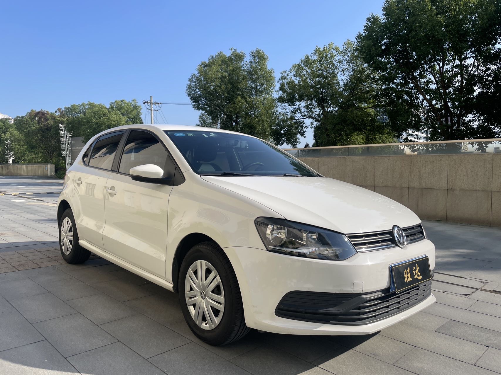 Volkswagen Polo 2019 car image #3