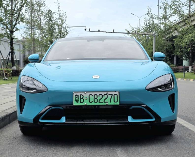 MI SU7 2025 car image #2