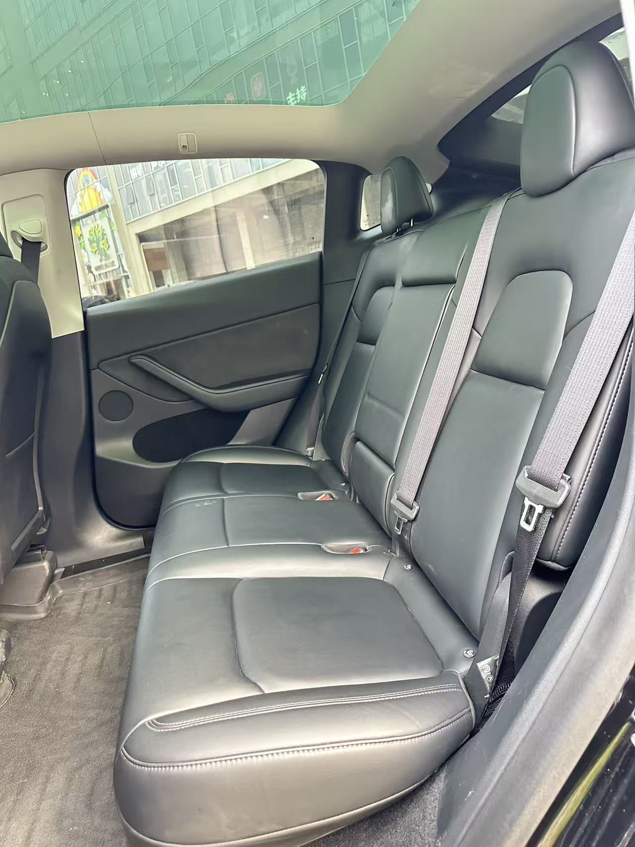 Tesla Model Y 2022 car image #6