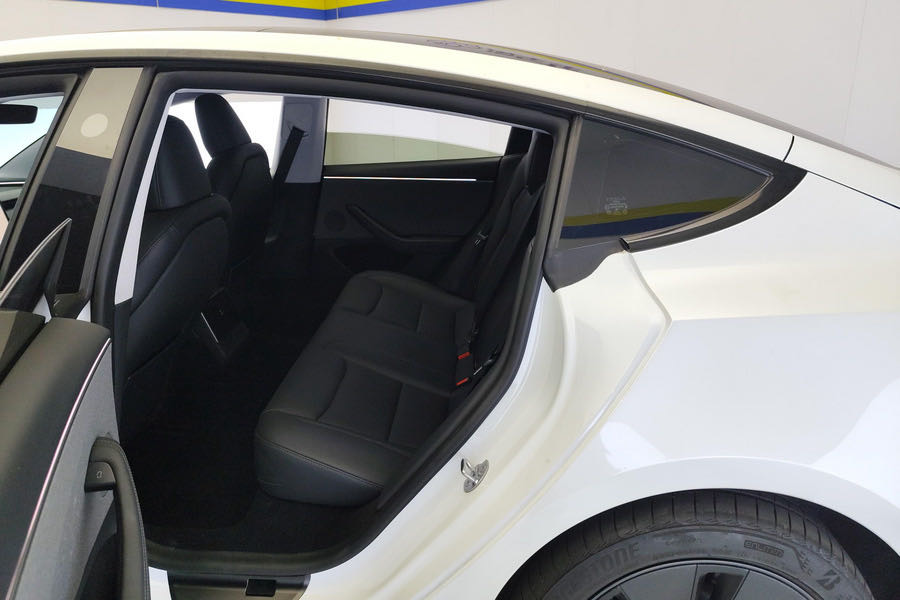 Tesla Model 3 2025 car image #6