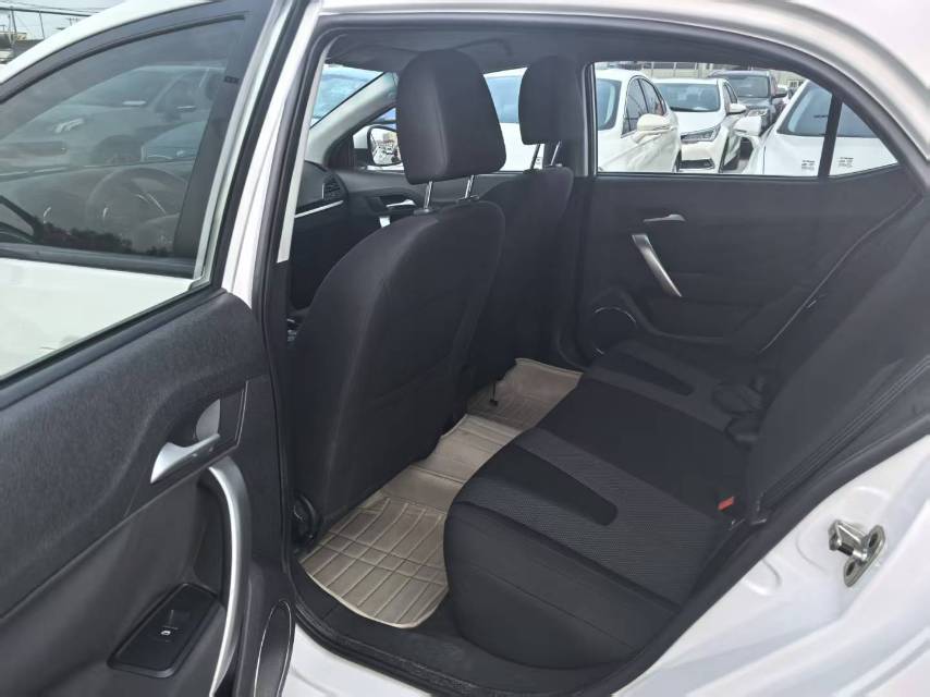 MG 5 2013 #6 MG 5 2013 car image #6