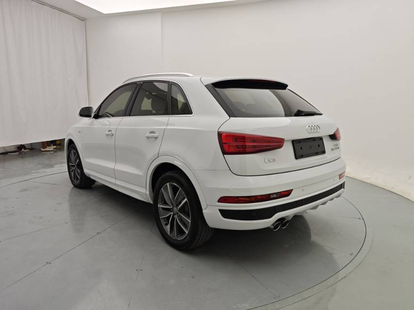 Audi Q3 2018 #7 Audi Q3 2018 car image #7