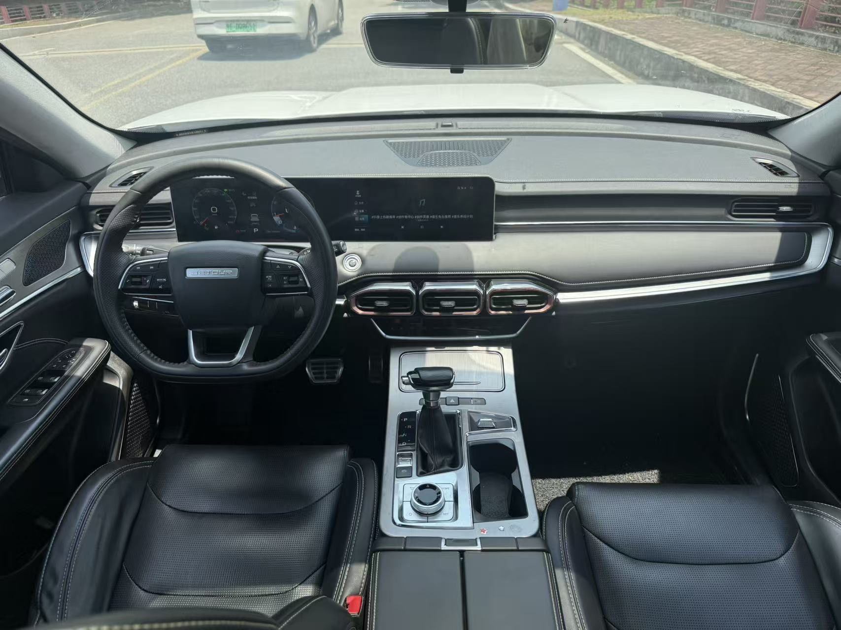 Jetour X70 PLUS 2020 car image #6