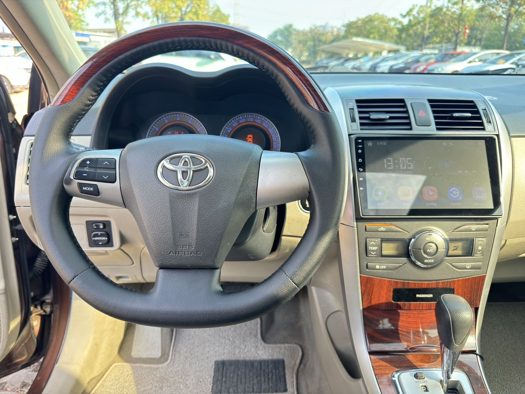Toyota Corolla 2013 #9 Toyota Corolla 2013 car image #9