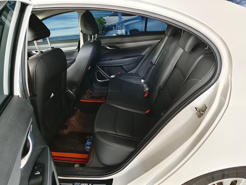 GEELY Emgrand 2021 #4 GEELY Emgrand 2021 car image #4