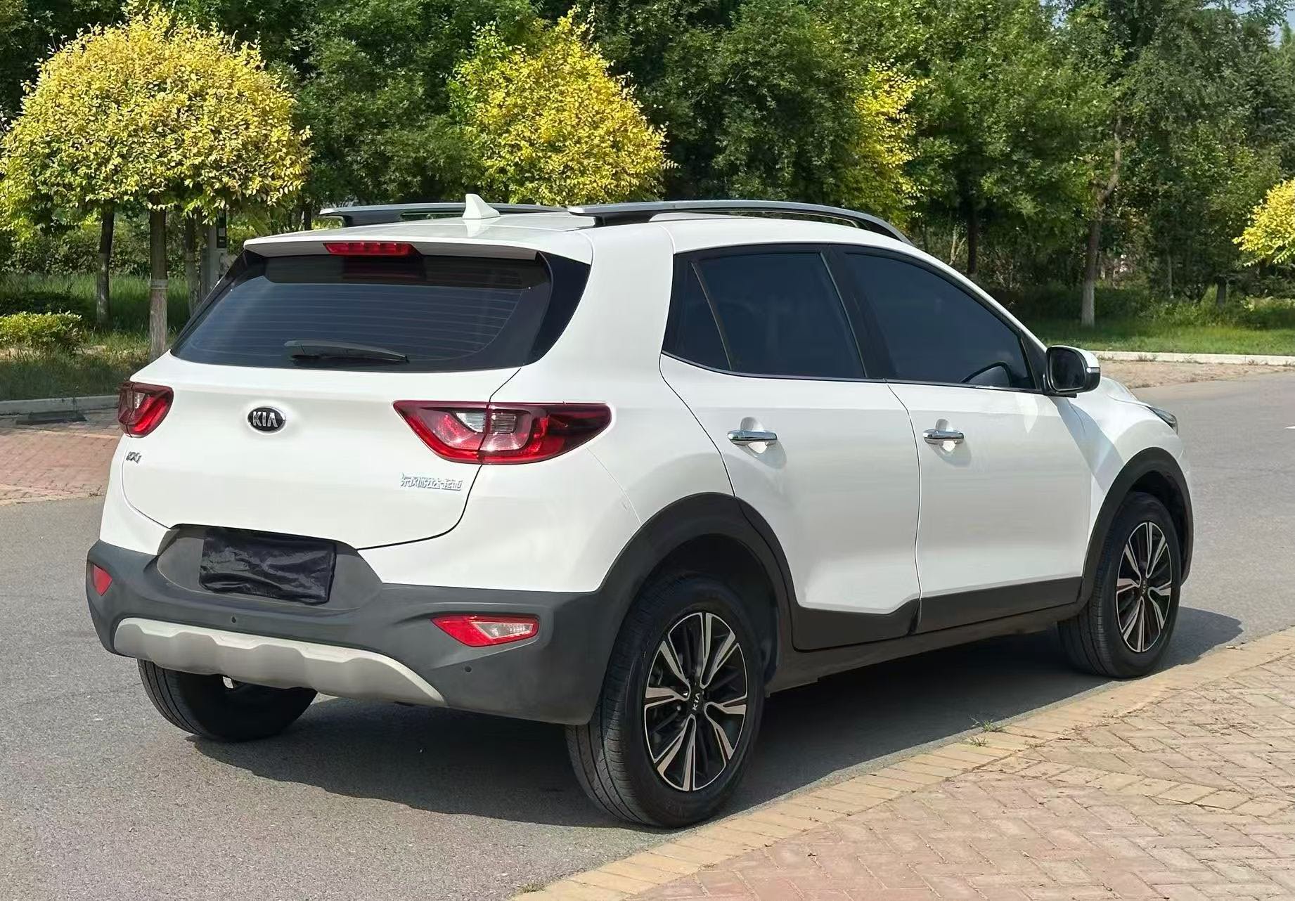 Kia KX1 2021 car image #4