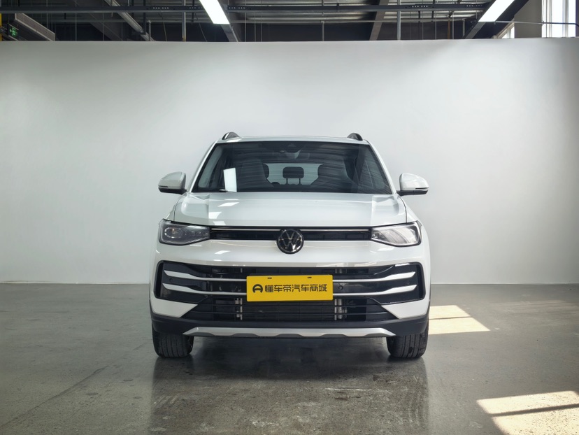 Volkswagen Tharu 2025 #2 Volkswagen Tharu 2025 car image #2