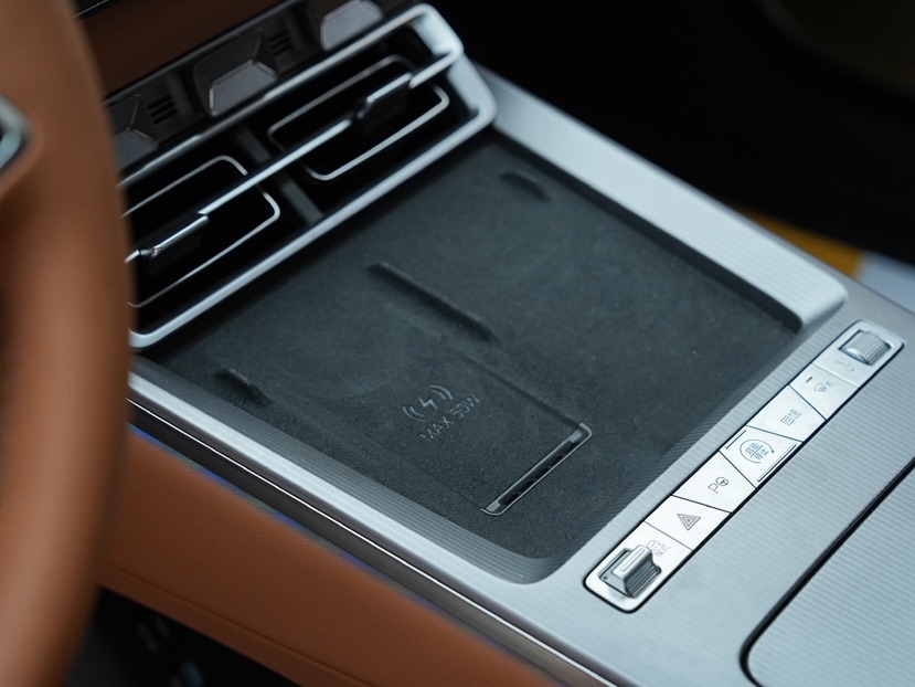 BYD HanL 2025 car image #6