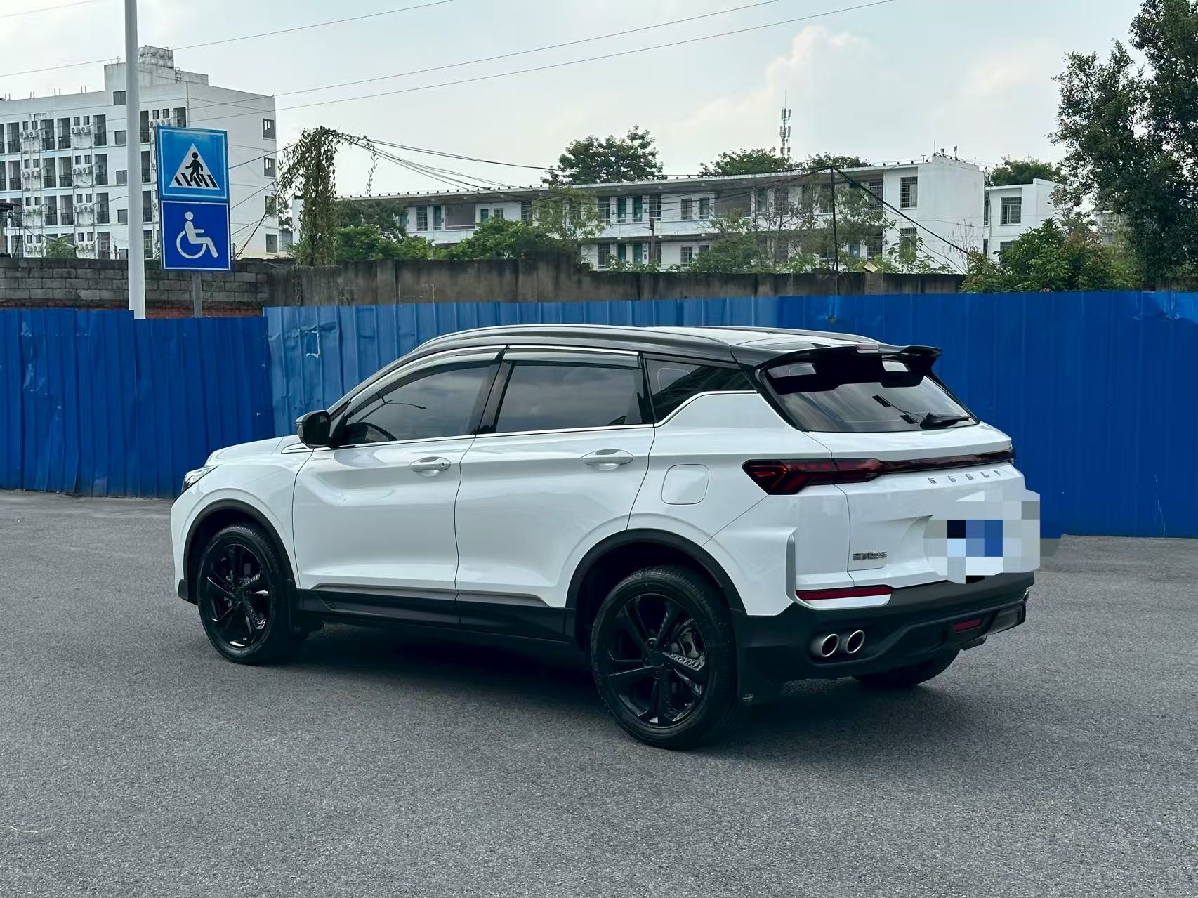 GEELY Coolray 2025 immagine di auto #4