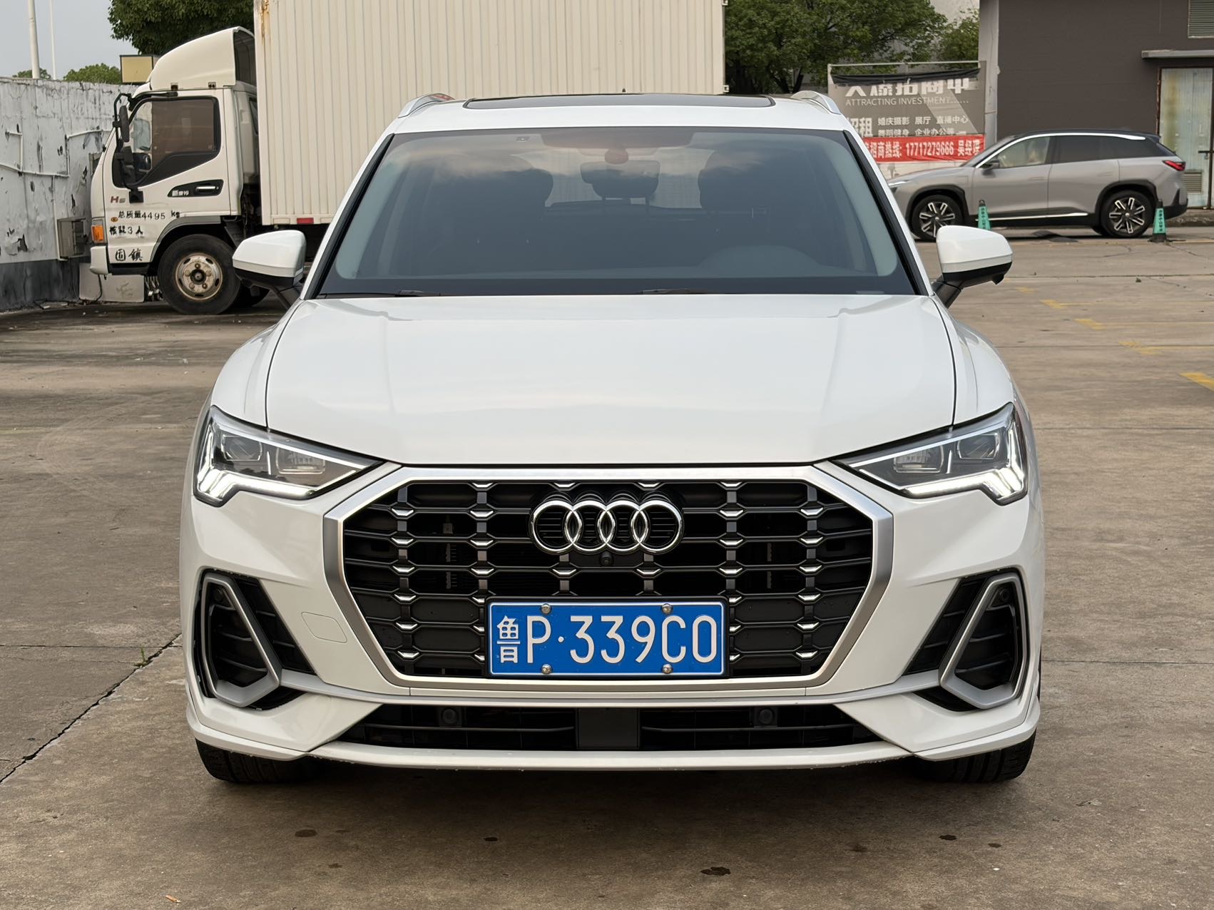 Audi Q3 2022 car image 