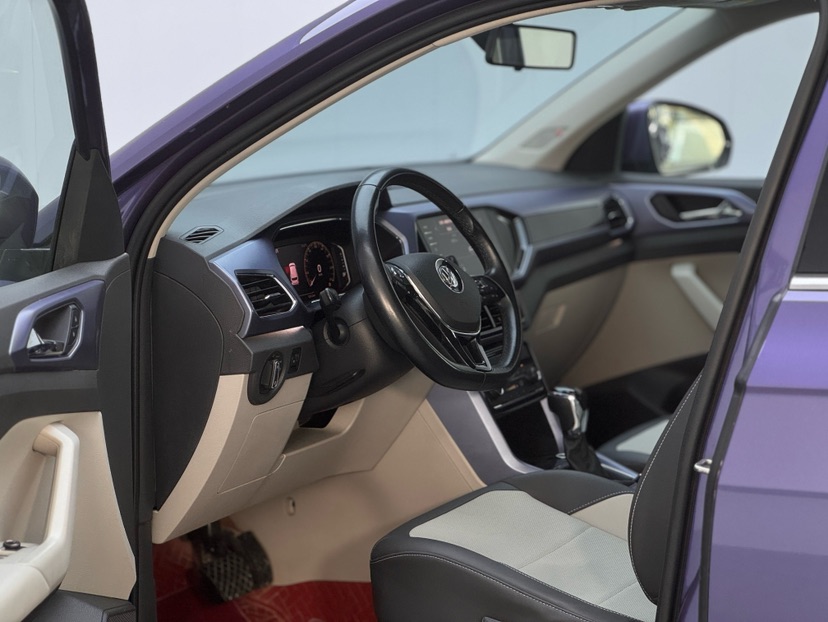 Volkswagen T-Cross 2020 #5 Volkswagen T-Cross 2020 car image #5