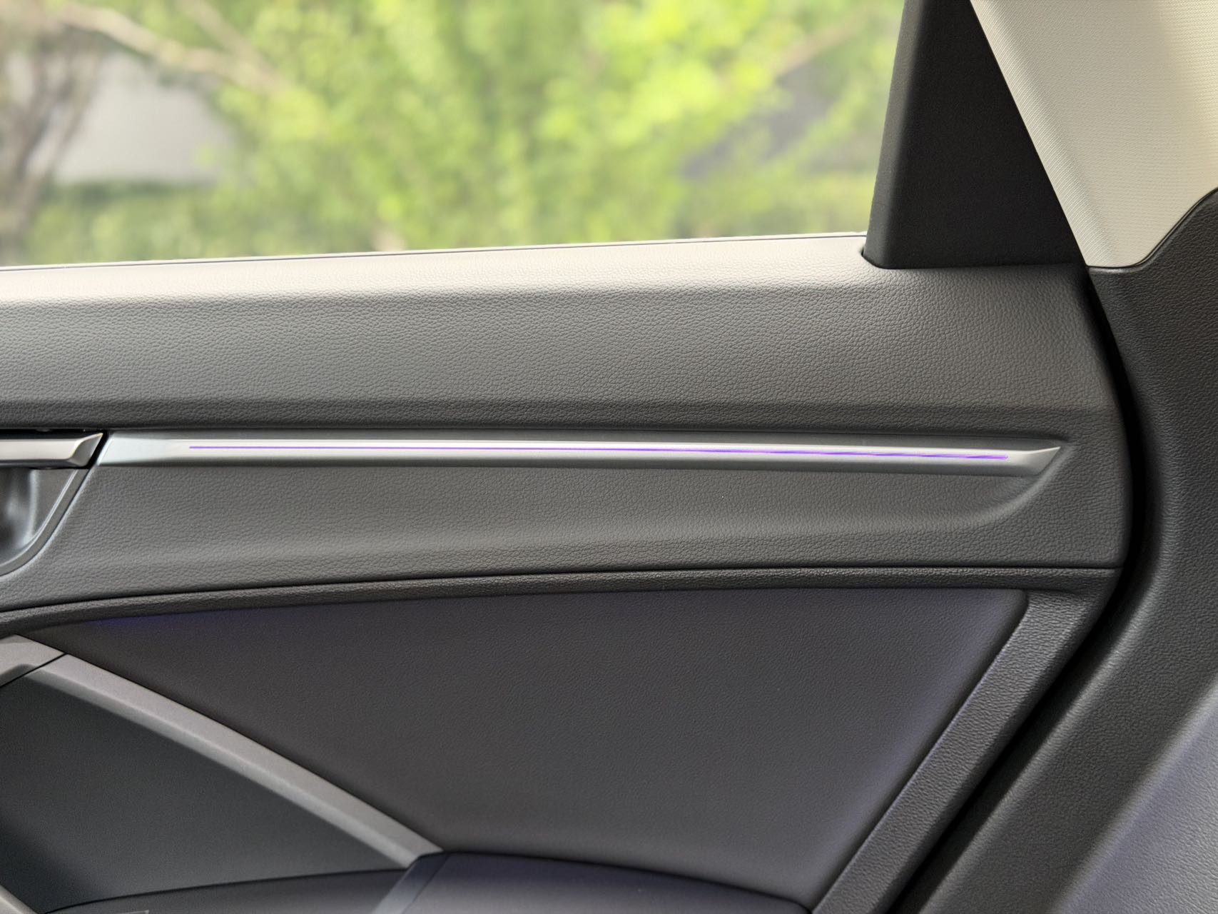 Audi Q3 2023 car image #7