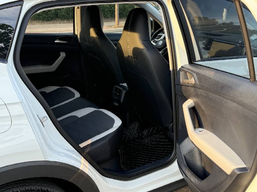 Volkswagen Tharu 2025 car image #6