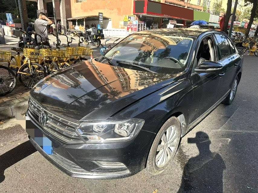 Volkswagen Bora 2016 car image 