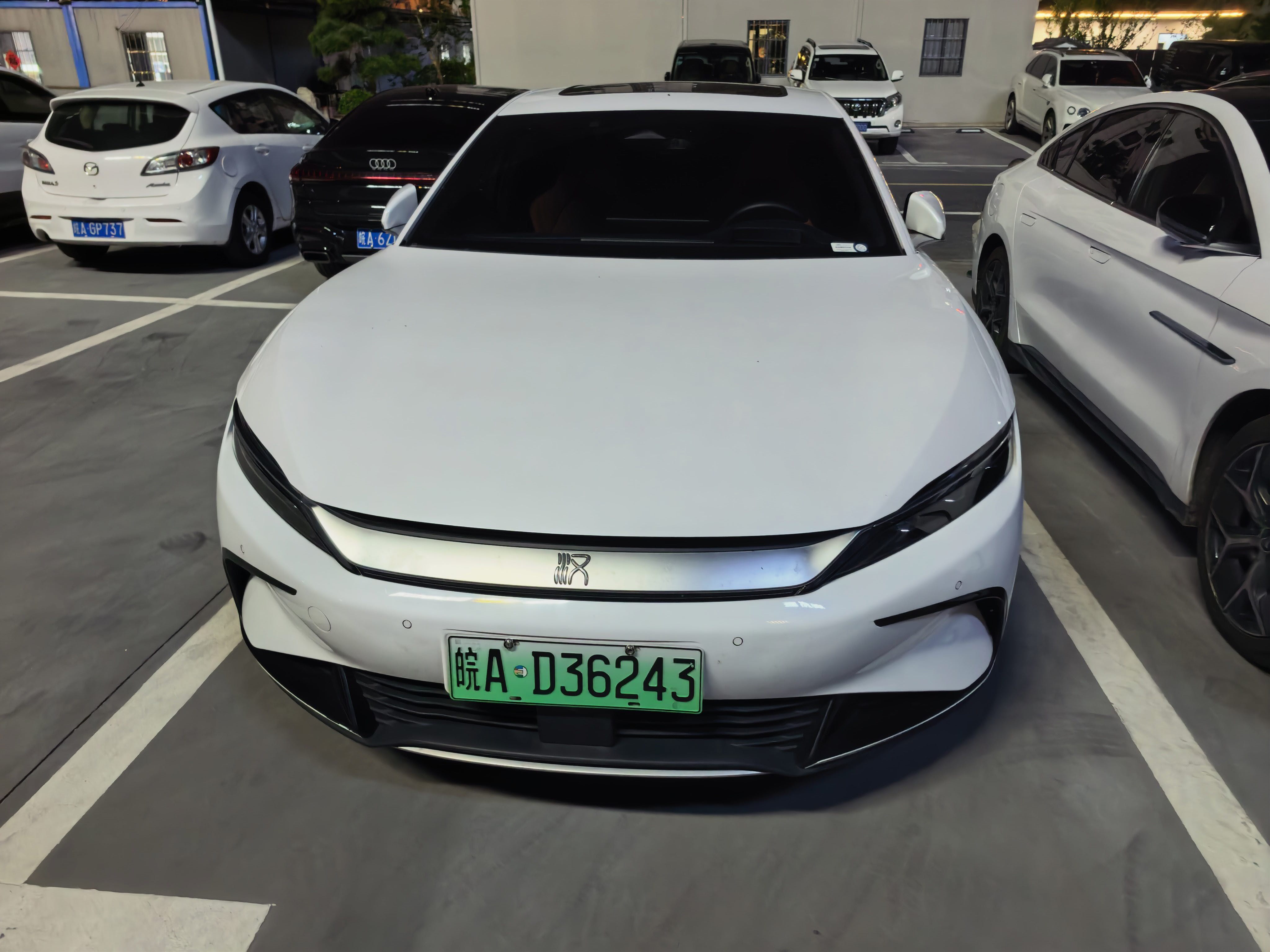 BYD Han 2022 #2 BYD Han 2022 car image #2
