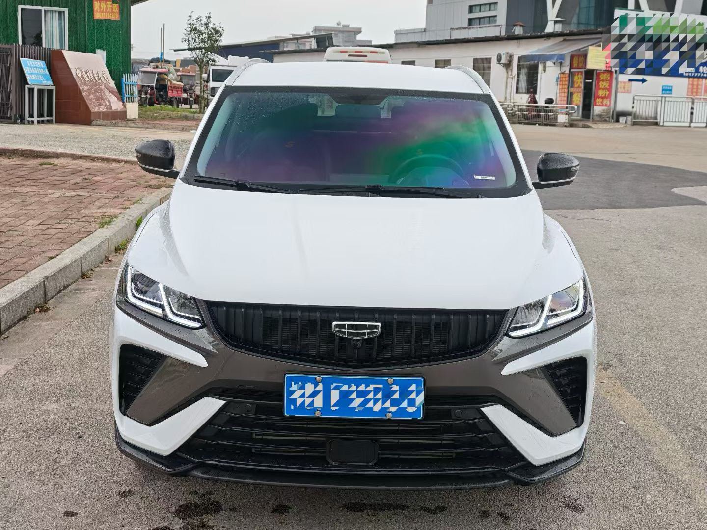 GEELY Coolray 2024 car image #2