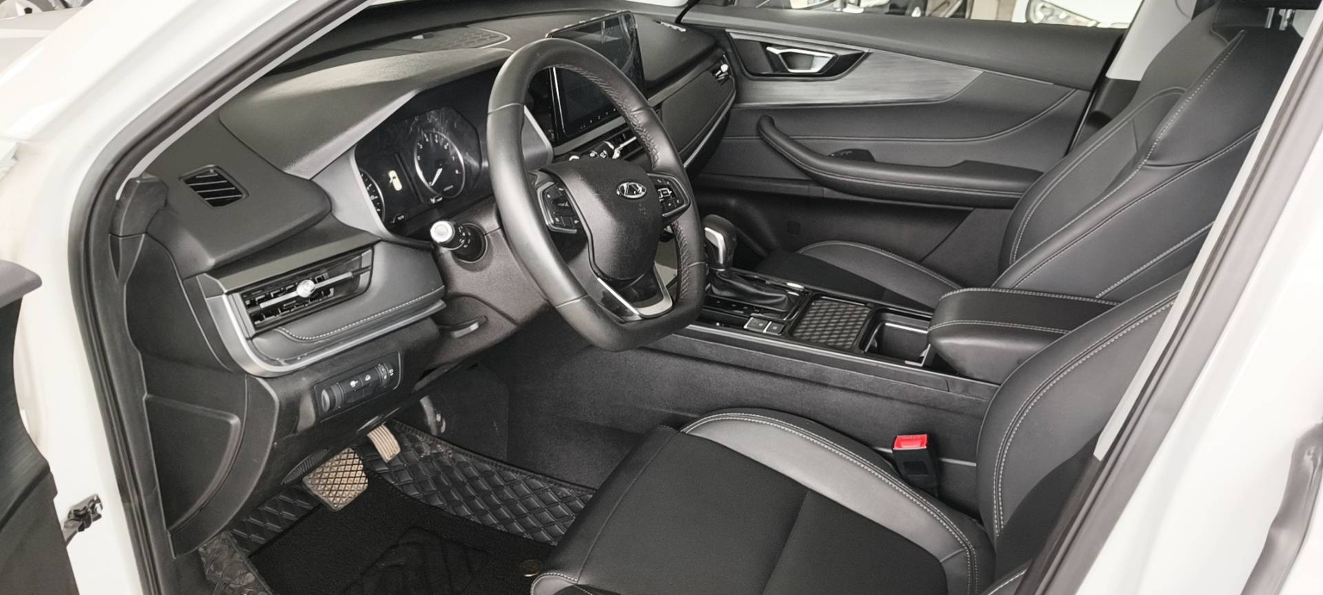 Chery Tiggo 5x 2025 car image #2