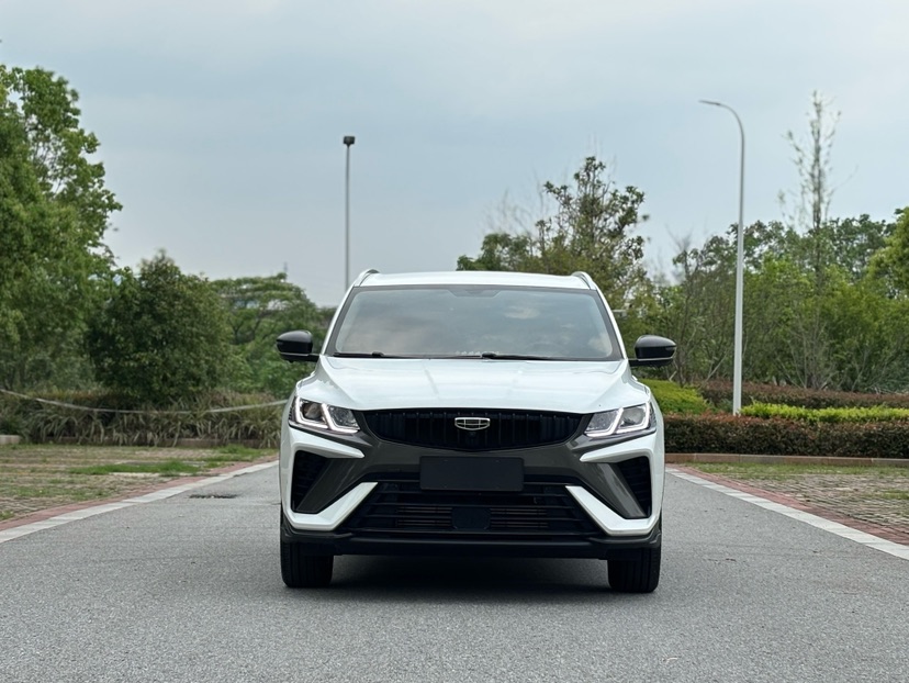 GEELY Coolray 2024 car image #2