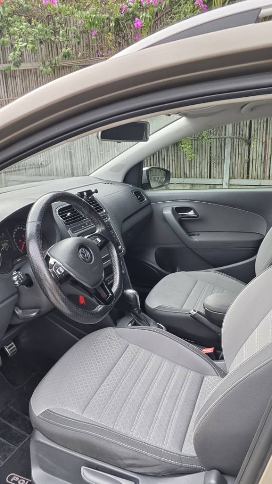Volkswagen Polo 2015 #6 Volkswagen Polo 2015 car image #6
